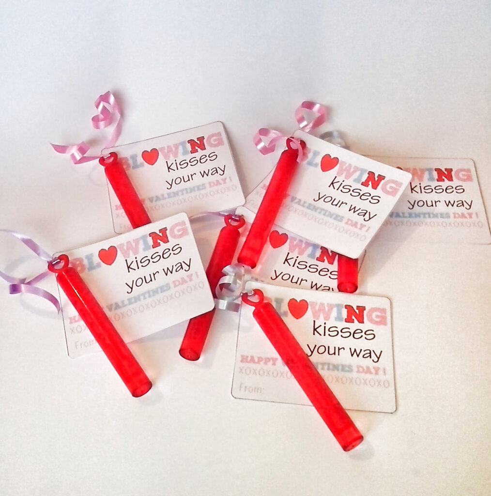 My Country Girl Ramblings Blowing Kisses Your Way Valentines Craft 