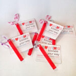 My Country Girl Ramblings Blowing Kisses Your Way Valentines Craft